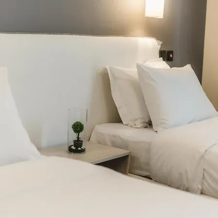 Hotel Infinity 3*