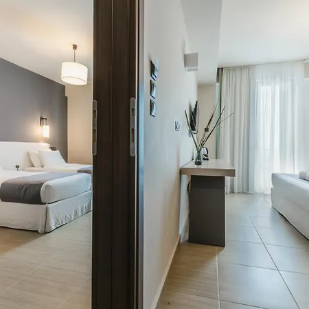 Infinity Hotel Gythio