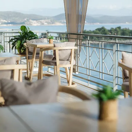 Infinity Hotel 3*