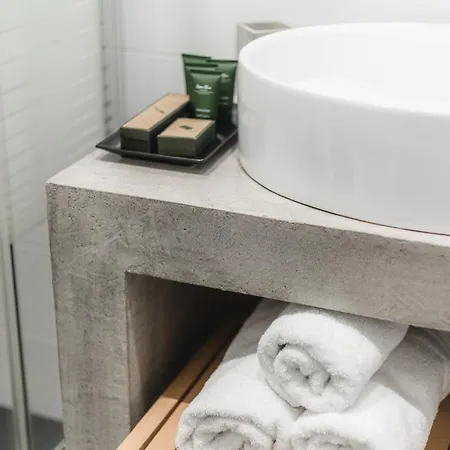 Отель Infinity 3*