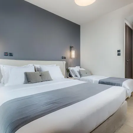 Отель Infinity Гитион