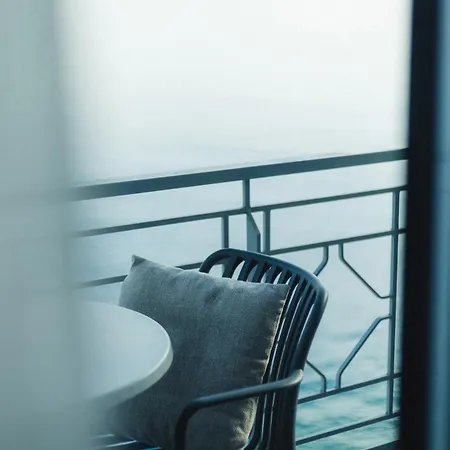 Infinity Гитион