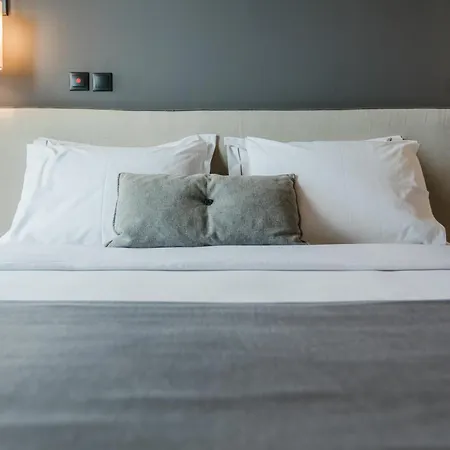 Infinity Hotel