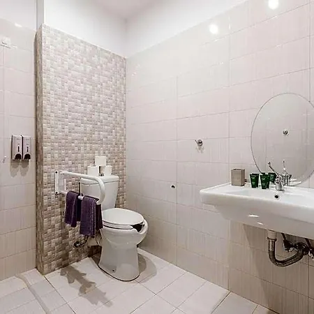 Hotel Infinity 3*